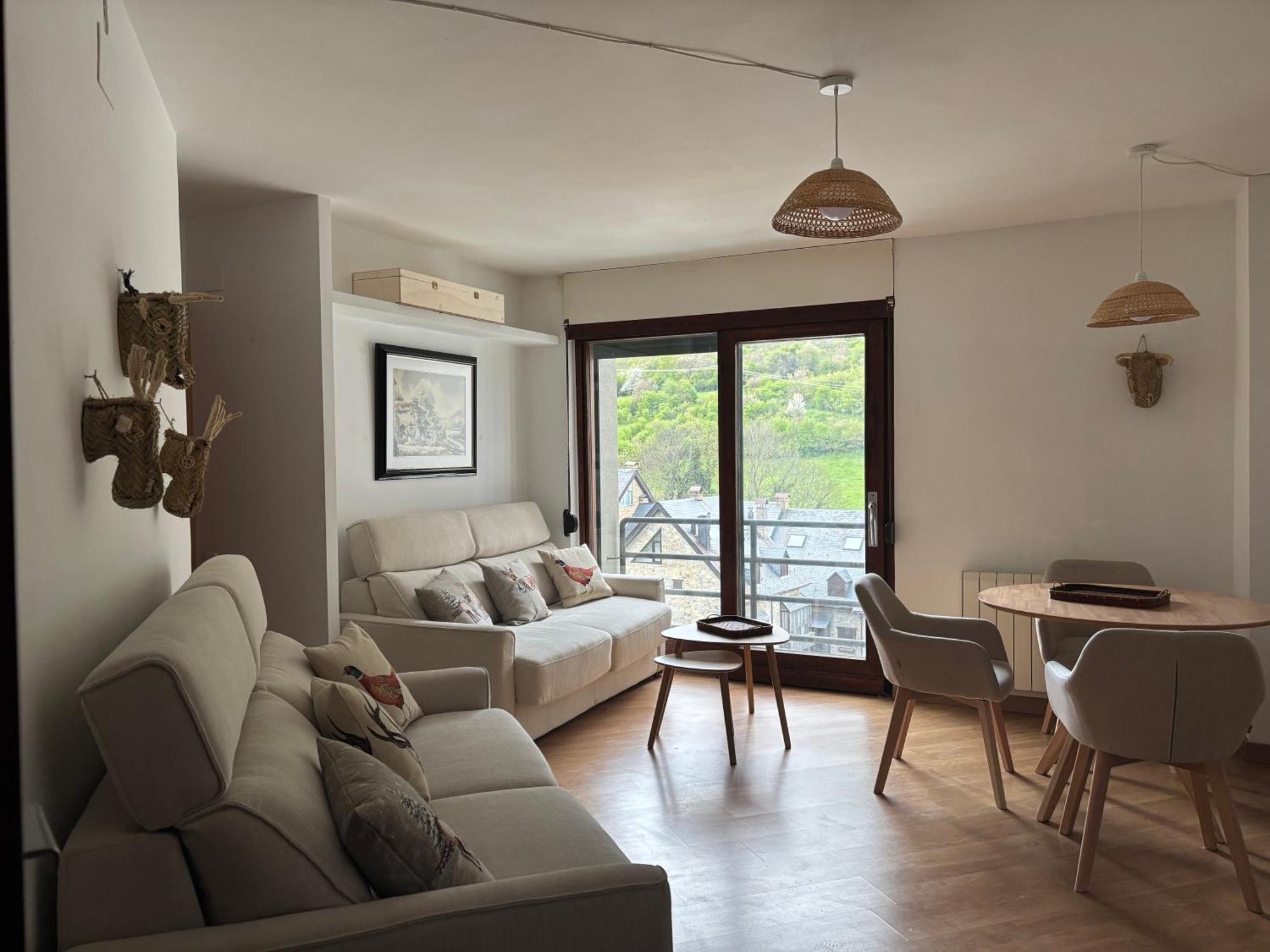 Tuca - Apartamento En Vielha Betrén Exterior foto